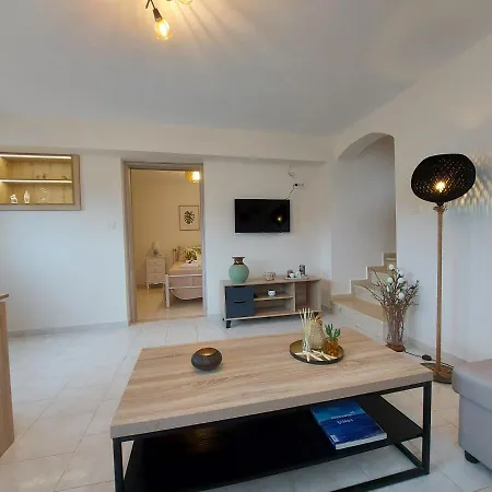 Σπίτι διακοπών Mandola *